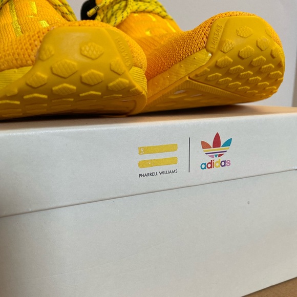 Adidas Pharrell NMD Hu - Yellow - Picture 4 of 13